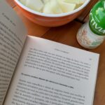 Rafa Kalimann Instagram - Começando o dia com um sorrisão e um café da manhã com muitos benefícios! 🌞✨ Activia não só traz um toque delicioso para sua rotina da manhã, mas tem probióticos vivos que ajudam a cuidar do seu intestino preso, gases, inchaço, dores e ruídos abdominais que atrapalham o dia a dia. Experimente Activia e descubra os 5 benefícios dos probióticos vivos para uma manhã mais leve e uma saúde digestiva ainda melhor 💚 #publi #activiabrasil #5beneficios