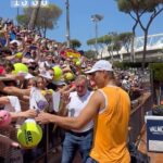Rafael Nadal Instagram - Roma 🇮🇹: Ci sono 😉 💪🏻 🙏🏻