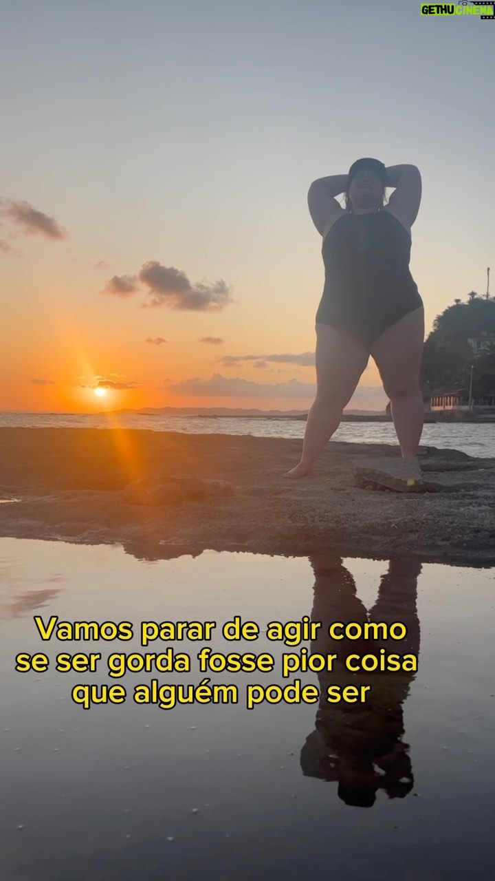 Rafaela Ferreira - 3.1K Likes - Qual a pior coisa que uma pessoa pode ser? 🤔
Gostei muito dessa música da Heather Chelan e traduzi do meu jeitinho pra português. ❤️