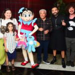 Rafaela Ferreira Instagram - Boa semana, galera! ✨ Ainda curtindo a vibe do findi, que foi incrível!!! Comemoramos os 60 anos da Mônica na estreia do espetáculo Circo da @turmadamonica , lindo demais!!! Vejam! ❤️ 1 a 30 de Julho Teatro Bradesco Fotografias: @andysantanaoficial | @agenciabrazilnews