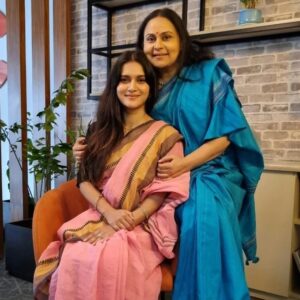 Rafiath Rashid Mithila Instagram - With my favourite Mimi apu after ages 💕
#AfsanaMimi