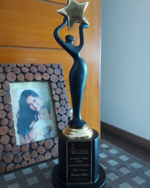 Rafiath Rashid Mithila Instagram - Thanks for the honour at the Indo-Bangla Iconic Star awards 2023 🙏🏽