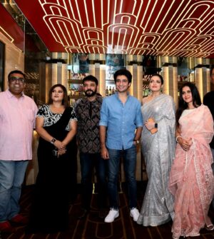 Rafiath Rashid Mithila Instagram - At the premiere of #Mayaa

My saree: @karutantra
