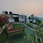 Rafiath Rashid Mithila Instagram - এই শহরে একলা ঘরে ওরাই কেবল আছে অভিমানের প্রলাপ বকা এইতো ওদের কাছে। ঋতুর চক্রে জীবন বাঁধা সাক্ষী দিবারাতের তেমনি আছে সাক্ষী হয়ে দেয়াল ভাঙা ক্ষতের। এত ক্ষতের বোঝা বয়েও গোমড়ামুখী নয় স্যাঁতসেঁতে ওই দেয়াল জুড়েই মিষ্টি হেসে রয়। #gardenlove #gardening #gardeningistherapy #mygarden #instagarden #poemoftheday #poemoninstagram #instapoet #instapoem