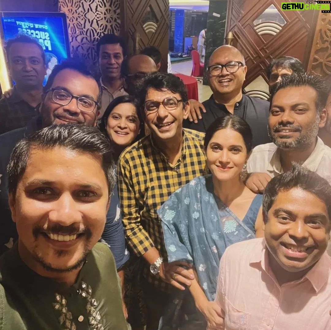 Rafiath Rashid Mithila Instagram - Thanks Team @chorkiofficial for celebrating the grand success of #MyselfAllenSwapan and my birthday together ❤️🙏🏽