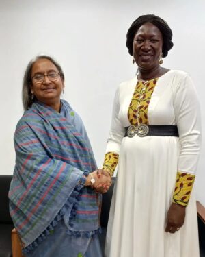 Rafiath Rashid Mithila Instagram - Honourable Education Minister of South Sudan, Ms. Awut Deng Acuil, and her delegates visited BRAC's education and early childhood development programme in Bangladesh this week, met our honourable Education Minister, Dr. Dipu Moni, and paid a visit to our Liberation War Museum to show respect to our history and culture. 

South Sudan is the youngest country in the world, born in 2011, out of decades and decades long civil wars one after another. BRAC International has been implementing education programme for out of school children in South Sudan since 2008. Despite conflict, insecurity and other challenges, BRAC has been and will be committed to providing quality education for the millions of vulnerable children, particularly girls, in South Sudan in partnership with the government. 

#BRAC #BracInternational #BracSouthSudan  #NotJustAnyJob @bracworld