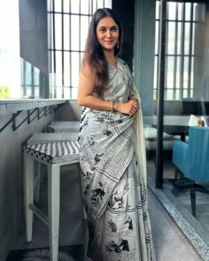 Rafiath Rashid Mithila Instagram - #Mayaa promotions 

Mayaa releasing in West Bengal on 7th July!