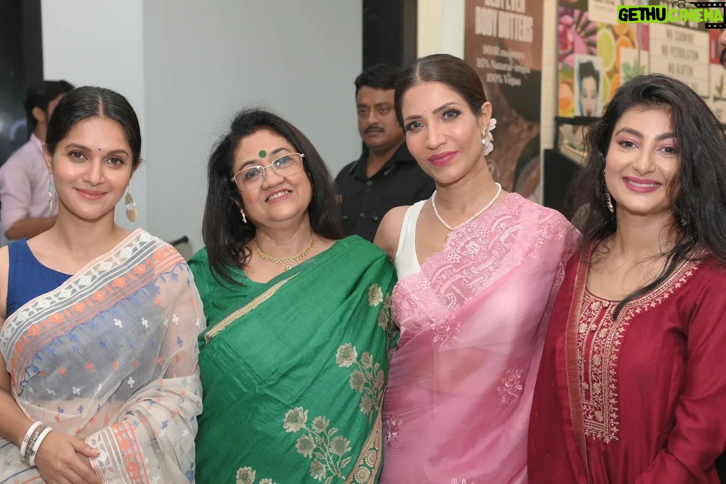 Rafiath Rashid Mithila Instagram - Moments from the music launch of our film #Mayaa directed by @raajhorsheede Music composed by @ranajoybhattacharjee Sung by @somlataacharyyachowdhury and @ujaan.mukherjee2000 Available only on @saregama_official
