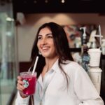 Ragini Prajwal Instagram – My kind of summer refreshment ft. @starbucksindia: zesty Ginger Ale Cold Brew & vibrant Mango Dragonfruit Refresher 🌟🍈

#RSVPToSummer #ad
.
Videograpraphy:@shivs_snap
Styling: @shruthijainn