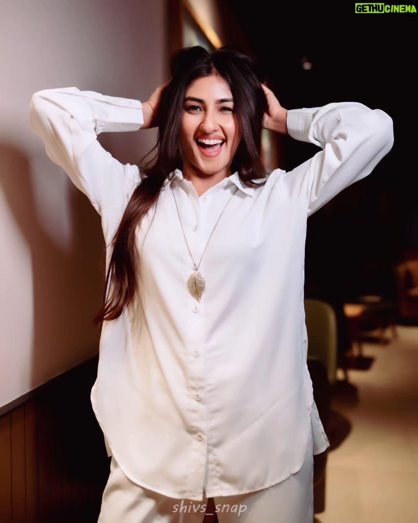 Ragini Prajwal Instagram - Taking life as a camera! Focus on the good times, develop from the negatives, and when things don't work out, take another shot! Cherish every moment captured! Happy Sunday everyone!❤️ Pictures by @shivs_snap