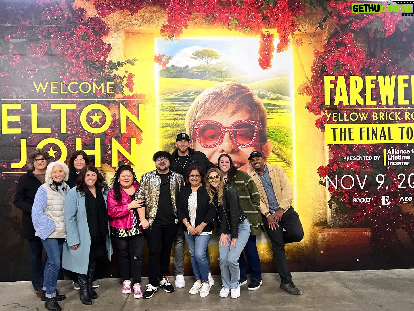 Raini Rodriguez Instagram - Took a trip down the yellow brick road to see Sir Elton John live and it was the most magical concert ever and so many happy tears were shed 🤩✨🥹 • Thank you to the Musgrove family, the @padres, and @darryldean for putting all this together! It’s a trip I’ll never forget💋🫶🏽