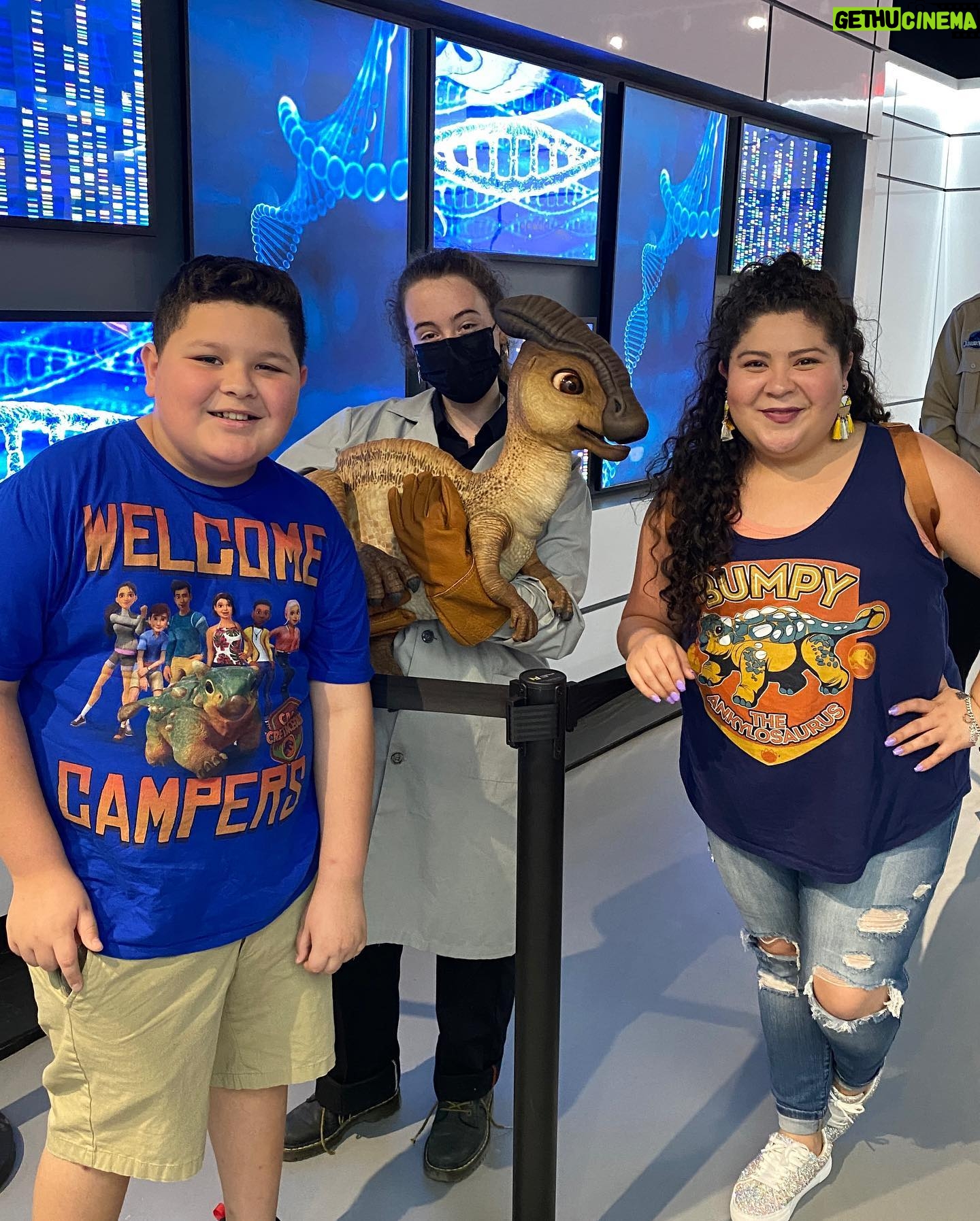Raini Rodriguez Instagram - I took my family to visit Jurassic World: The Exhibition last week and y’all…it did not disappoint 🦖 There were so many beautiful sights and dinosaurs to see. You are completely transported to Isla Nublar! We even got to meet our favorite little dino, Bumpy!! Thank you @universalpictures, @jurassicworldexhibition, and @dreamworks for taking my family on an awesome adventure!! Y’all NEED to check out this exhibition! #JWExhibition #DinosinDallas #JurassicWorld #CampCretaceous