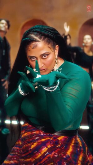 Raja Kumari Instagram - OUT NOW!!!!
IN LOVE ❤️‍🔥 @gururandhawa

@tseries.official #BhushanKumar
@jslsingh @harmfranklin 

RK and Guru Styling 
@tryagaintoobad @styled_by_meera 

Team Kumari 
@riyasheth.makeuphair 
@helena_hair_stylist 
@_chehakkkk_ @sanjanakamra