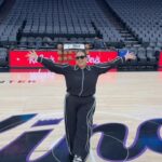 Raja Kumari Instagram - HAPPY HOLI FROM THE DAUGHTER OF THE KING AND THE @sacramentokings EXCITED TO REP MY CULTURE WITH THE @stanfordnoopur dancers and the @sacramentokingsdanceteam tonight for the @nba halftime performance 🌹🌸💐🌺🌷