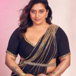 Raja Kumari Instagram - Svetha in a Sari 💗 This Diwali I’m celebrating finding my light and my sacred feminine 🪷 Thanks to my all female creative team that has helped me love myself, no extensions, no lashes. Just me! @tryagaintoobad @styled_by_meera @riyasheth.makeuphair @helena_hair_stylist Shot by @trishasarang Wearing custom @papadontpreachbyshubhika sari Jewels by @isharya Cuffs by @the.olio.stories
