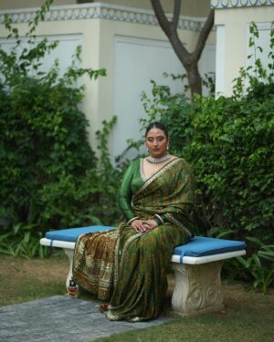 Raja Kumari Instagram - Spent a beautiful weekend at the @theleelapalace_jaipur with @anitadongre 🐘

Styled by @tryagaintoobad @styled_by_meera 
Jewels by @anayah_jewellery @spiffypublicrelations 
Shoes @fizzygoblet @elevate_promotions 

#BeKindRewild #AnitaDongreRewild