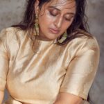 Raja Kumari Instagram – శ్వేత 

in custom @raw_mango 
Styled by @tryagaintoobad @styled_by_meera 
Glam @riyasheth.makeuphair @helena_hair_stylist 
Shot by @trishasarang