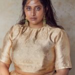 Raja Kumari Instagram – శ్వేత 

in custom @raw_mango 
Styled by @tryagaintoobad @styled_by_meera 
Glam @riyasheth.makeuphair @helena_hair_stylist 
Shot by @trishasarang