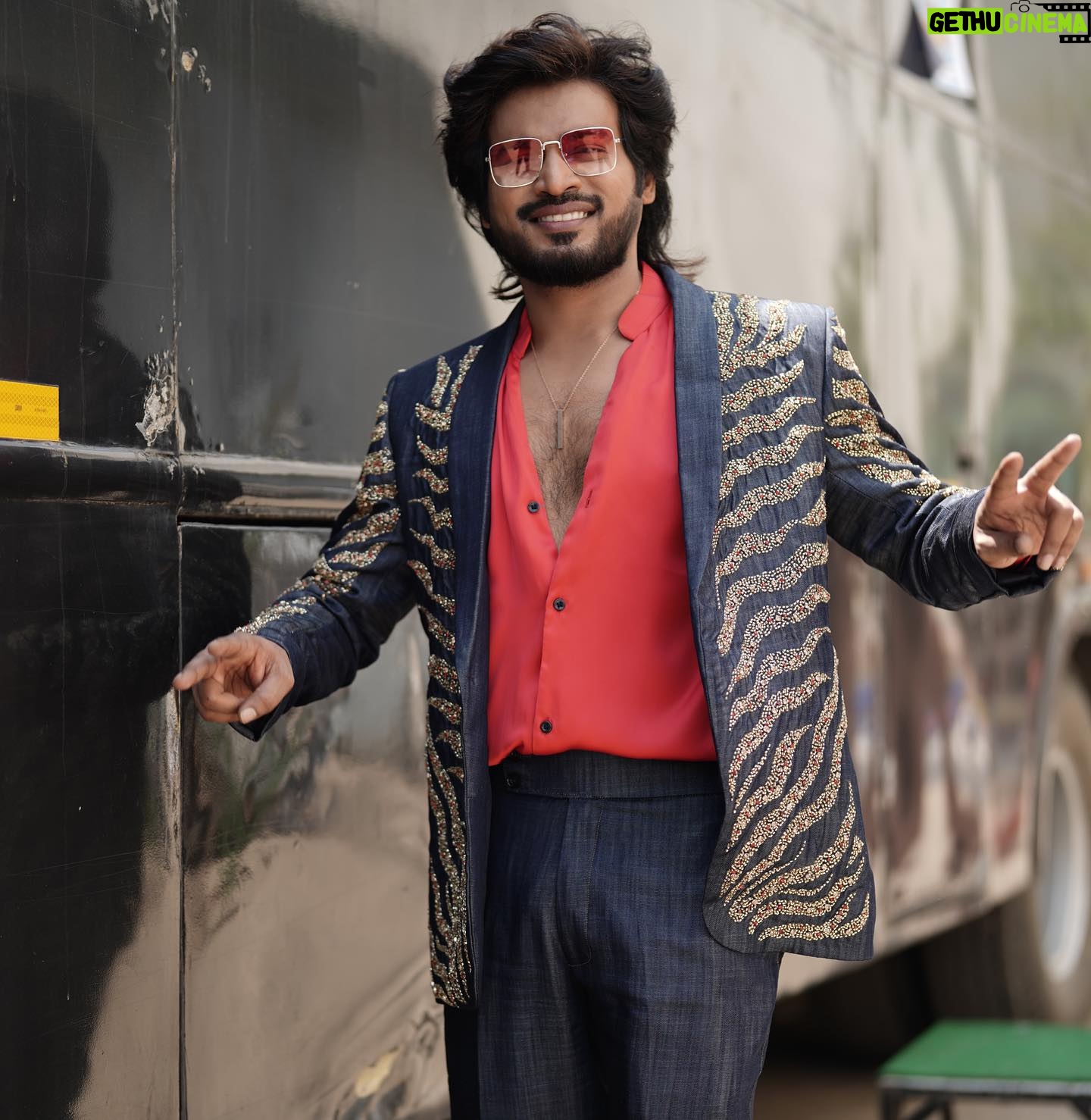 Rakshan Instagram - All I need is you = love ❤️ .. ya it’s my birthday 🥰 love you all