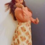 Rakshita Suresh Instagram - And that’s me again in the end of the song. 🥰🧿 #Omane #Aadujeevitham ✨ Check out the full track and this entire soul-cleansing album of #TheGoatLife! 💎🔊♥️🎧🎶 👗 @styl_chennai
