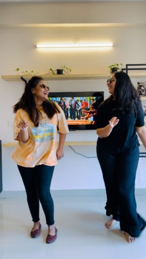 Rakshita Suresh Instagram - Kikku 🫶🏼💃🏻👯‍♀️💃🏻🫶🏼

🎥 @sreekanthhariharan