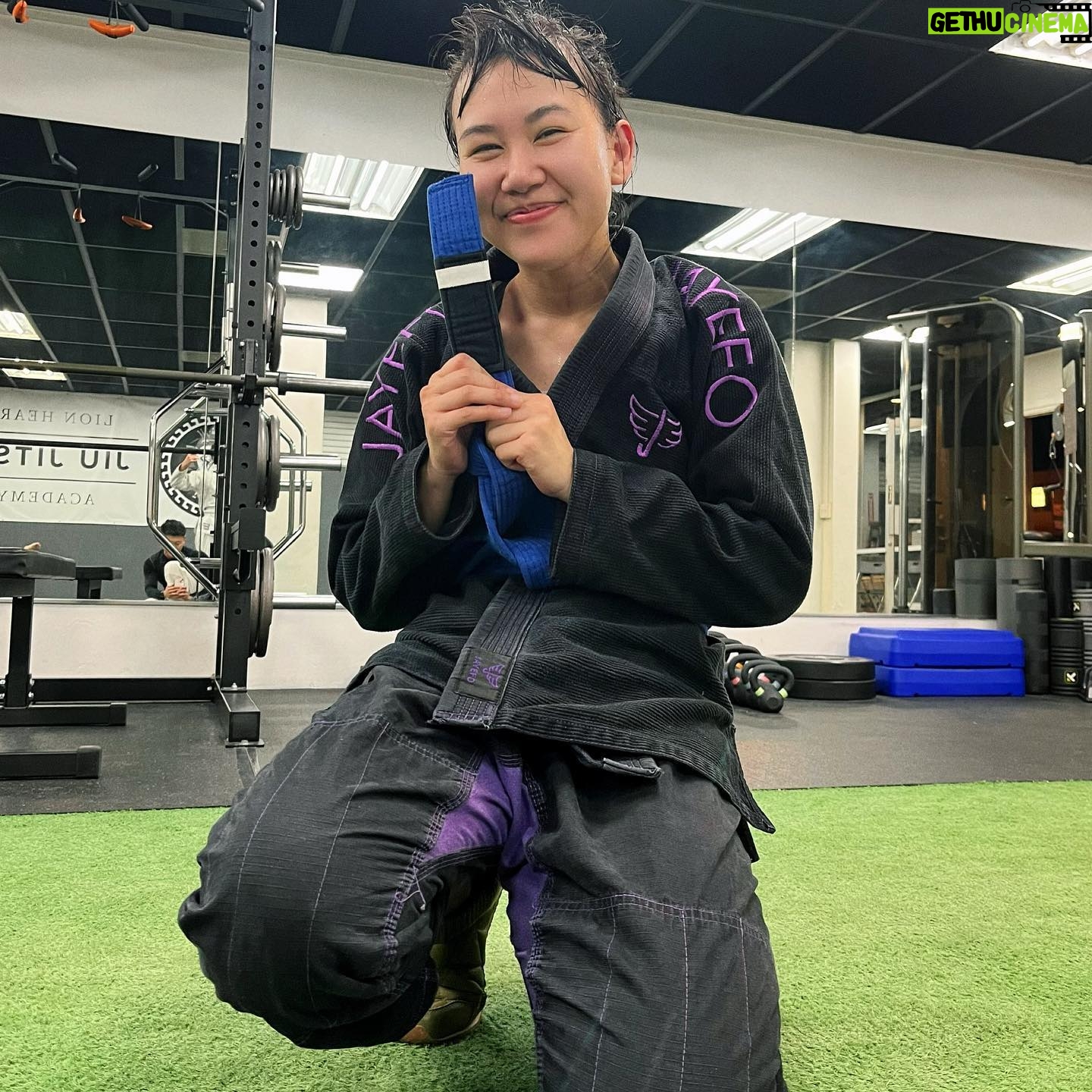 Ramona Young Instagram - 2023 happened so we can do 2024. Grateful. Tired. Hopeful. And very much alive 🙏♥️
