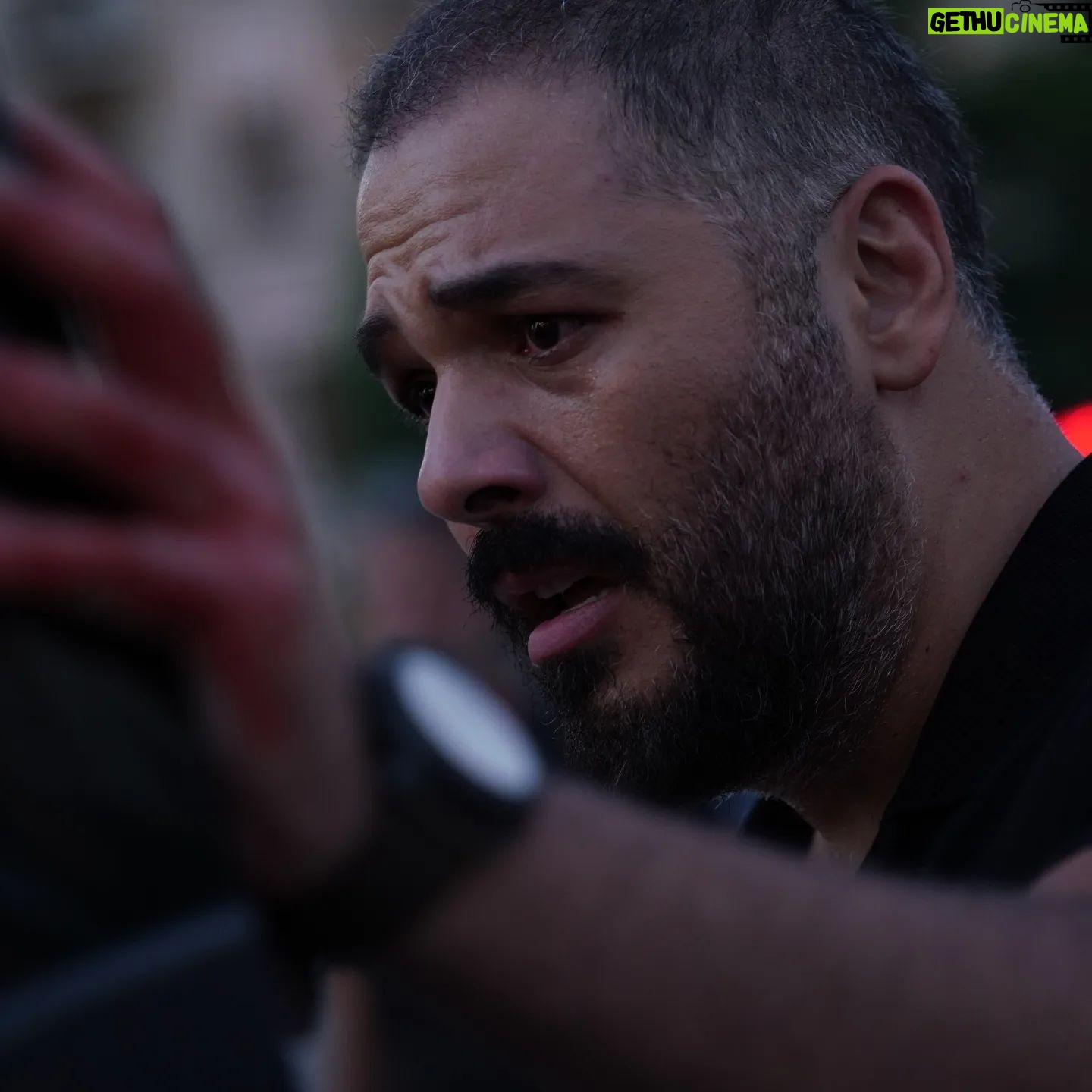 Ramy Ayash - 38.9K Likes - ١٥ حلقة صاروا بين ايديكم ، فيكم تحضروا #العين_بالعين كامل
بعرف انو النهاية حزينة بس كتير حقيقية.
بحبكم كتير ، كتير حبيت التجربة مع صديقتي #سيرين_عبدالنور و المخرجة الرائعة رندة العلم وكل الاحباب والممثلين الكبار بالاكيد مع عائلة الصباح
@cyrineanour
@shahid.vod
@cedarsart
#رامي_عياش