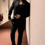 Ramy Ayash Instagram - ‎سعيد جداً بمشاركتي مع مركز سرطان الاطفال لزرع الفرح و البسمة في قلب كل طفل، هيدا اقل شي ممكن نقدموا، كل الحب!🤍 ‎‏@ccclebanon @humanagementme @spotlightlive.uae ‎‏Styled By : @jonymatta ‎‏Designer: @ramisalamoun ‎‏Shoes: @giuseppezanotti ‎‏@krisma_me