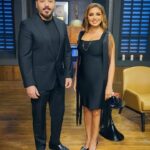 Ramy Ayash Instagram – انتظرونا في حلقة جديدة من برنامج #أنغام 🌟 
يوم الخميس و الجمعة الساعة ٩ مساءً بتوقيت القاهرة على @dmctv.eg 
يوم الخميس الساعة ١٠ و نص مساءً بتوقيت دبي على @dubaitv #أنغام #رامي_عياش