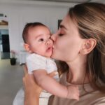 Ramy Ayash Instagram - الإم ...بتلِمّ شوية ذكريات حقيقية بتعبر قديش انتي إم بتوزعي حب على كل اللي حواليك. "Motherhood: where love knows no bounds, sacrifices are endless, and every heartbeat is a melody of pure devotion. Happy Mother's Day to you habibi @dalidaayach and all the moms out there . #رامي_عياش مي_عياش
