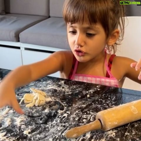 Ramy Ayash - 39K Likes - Living with a double heart beat
💕 🧿🧿🧿
Thank you habibi @dalidaayach
#حلوين_حلوين