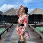 Rana Raeis Instagram - Elegance is when the inside is as beautiful as the outside ,it’s not about being noticed , it’s about being remembered 🦋 Adventure by @maldives_360