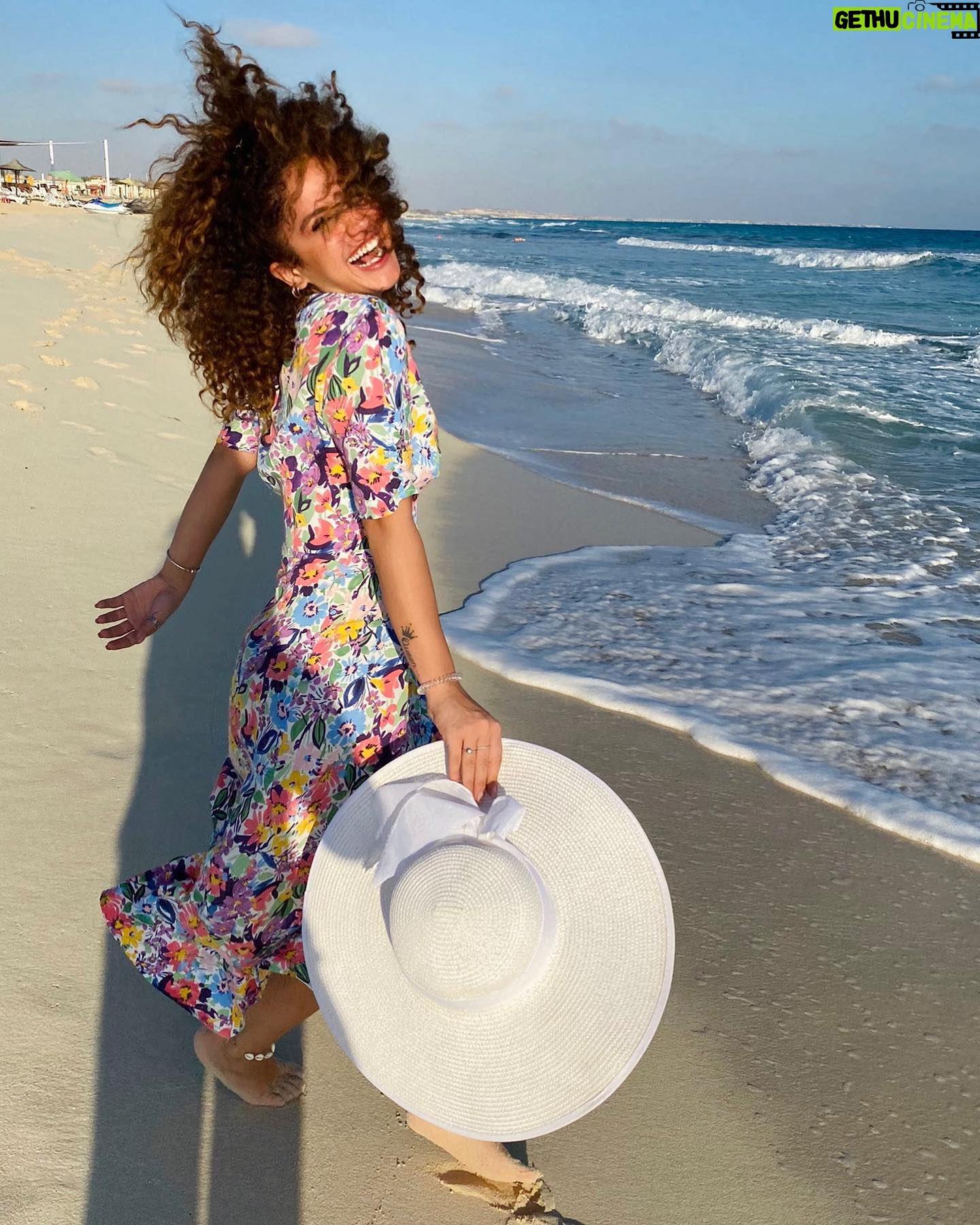 Rana Raeis Instagram - Let the sea set you free🌊