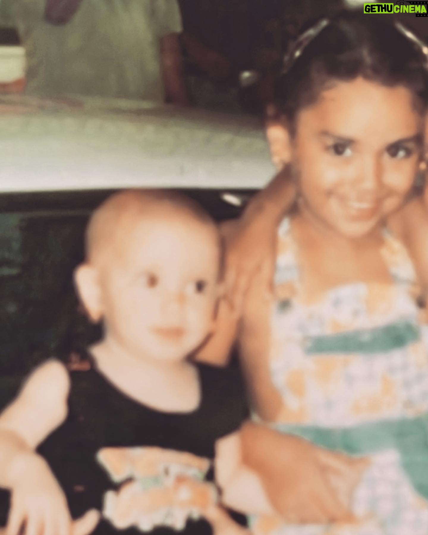 Rana Raeis Instagram - A life without a sister worth nothingš¤