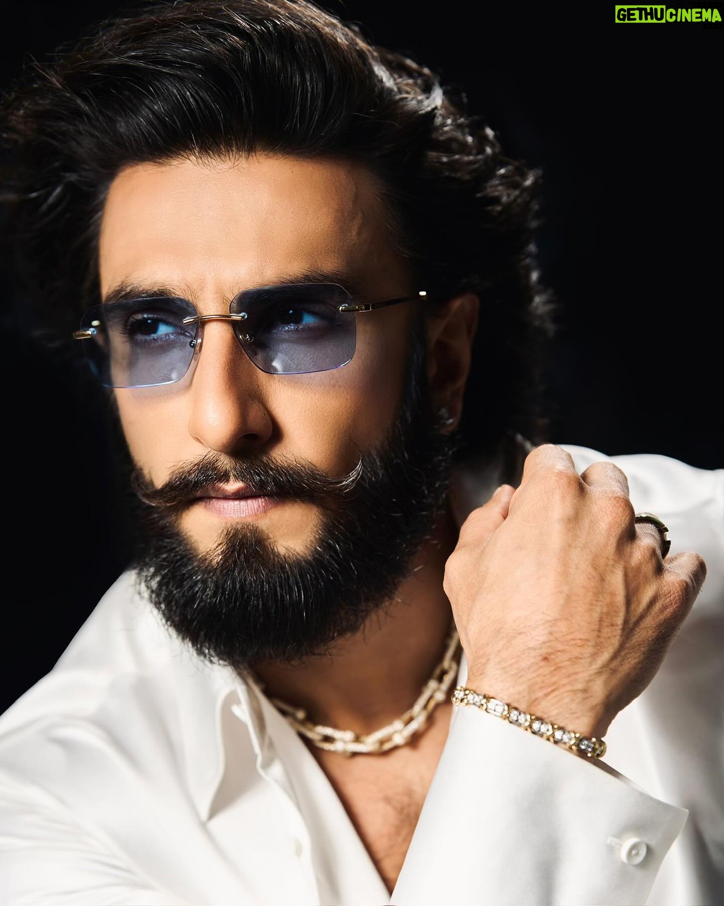 Ranveer Singh Instagram - 💎 @tiffanyandco @jioworldplaza #TiffanyAndCo . . . . . . #paidpartnership