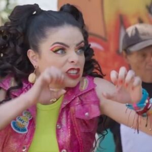 Raquel Bigorra Instagram - Poli conoce a Enedina y aquí habrá bronca 😨💀

#ElPríncipeDelBarrio, FINAL DE TEMPORADA este domingo a las 7:30 p. m. por #LasEstrellas