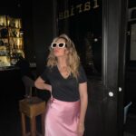 Raquel Bigorra Instagram – Rapidito que no tengo mucho tiempo pa’ la posadera jejeje 👠 Hello por aquí 👠