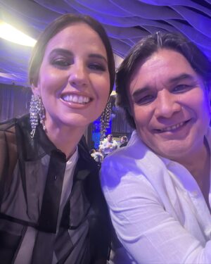 Raquel Bigorra Instagram - Óyeme 👠 Pero que buena “ party “  Querido @andressalazareltopo que belleza de noche. Lo más lindo poder compartir contigo y Blanquita, un festejo tan especial. Dios los bendiga siempre 🙏 Son una hermosa familia. Mucha rumba y sorpresas de 10. Que gustazo coincidir con @brincosdierasofficial y tantos amigos 🎉🎈😍 Y el chamaco feliz 😀 #monterrey