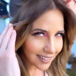 Raquel Bigorra Instagram - Maquillaje para mi bella @rbigorra ❤️💄🫶🏽. Gracias por tanto 🥰. . Hairstyle @yoshuamiranda_ Gracias por ser parte de este glam @nuestrosecretomx Pestañas de @yaascolors Modelo L92 . . #makeup #makeuprevolution #makeuplover