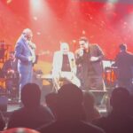Raquel Bigorra Instagram - Que noche disfrutando a @franciscopanchocespedes en el @lunariomx Una noche con @bigbandjazzmx Una locura de emoción y belleza. La sorpresa de escuchar y ver juntos en el escenario a Don Martin Urieta y a nuestro @salasgabrieloficial Bravo a todo el equipo de @barbaralara_proartte_bmb Se sacaron un 10. Tener a Pancho con big band es un disfrute total. Que maestro eres Pancho, pero sobretodo que amigo. Sensible, amoroso… Gracias por mis felicitaciones por el día de las madres. Y Gracias a mi amorcito por festejarme tan bonito. Seguimooo’ los festejos 👠