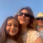 Raquel Bigorra Instagram - Nos vamos a quedar a vivir en ValQuiricooooooo. Está demasiado bonito. ¿ No creen ? Bonito, delicioso, todas las personas con la que hemos tratado son muuuy lindas. Ay, que belleza 😍😍😍 Tienen que venir @hotelcanaria @triana.vq @crepasypecados.vq @chohuetlan @perro.cojonudo @modartemexico
