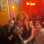 Raquel Bigorra Instagram - El mejor lugar para escaparse un sábado en la noche @mamarumbacdmx en la Roma. Pero que ricura de salidita junto a mi amorcito. Siempre guarachando también mi @aleruzoficial y que lindo verte @vanessa_vinent y mis amigos tan divinos del Mamá Rumba. Que tengan la mejor semana del mundo 👠