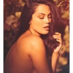 Raquel Pomplun Instagram - Creative flow with modelo: @rpomplun 🌟 Fotografía: @oscar.imagines Dirección: @diozadius #SonyA7Riv #sony70200f4