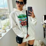 Raquel Pomplun Instagram - #Maythe4thBeWithYou 🤍🖤