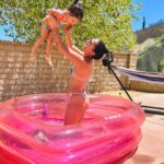 Raquel Pomplun Instagram - Been having so much fun all #summer long with this heart shaped @funboy inflatable pool! Two adults actually fit in this! #Babygirl is definitely enjoying it! 💕💕💕 Thank You #FunBoy 🥰