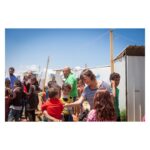 Rashida Jones Instagram - Every day, @RESCUEorg gives refugees a sense of home, no matter where they are. This #GivingTuesday –and beyond –we are proud to support their work. Join us. Link in bio.
