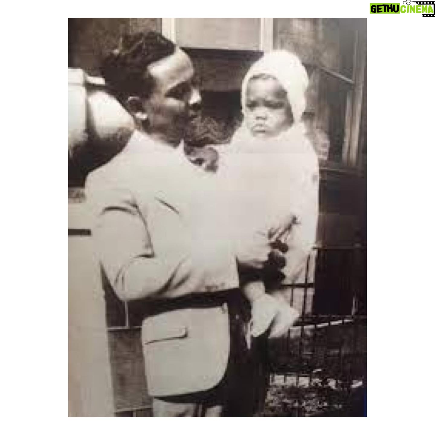 Rashida Jones Instagram - Happy Birthday to @quincyjones, my favorite person in the world (how is this not a national holiday??) 89 trips around the sun and not one wasted moment. Love you my dada and so grateful for you and everything you have given to the world and to me!!
