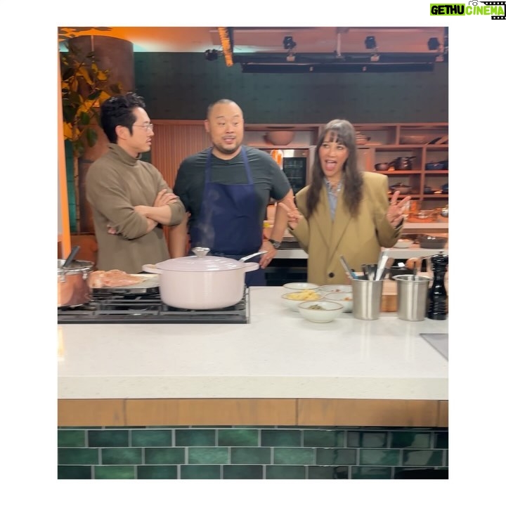 Rashida Jones Instagram - Wow, this was fun. Thanks @davidchang for getting me and @steveyeun a little drunk and a lot full with delicious food on @dinnertimelive. Watch it on @netflix cuz it’s live and anything can happen!!