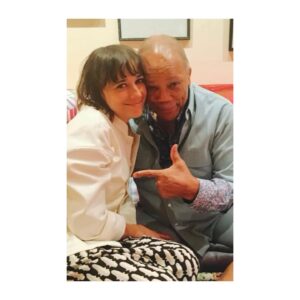 Rashida Jones Instagram - Happy Father's Day to the Dad who is always on point 👉🏽. I LOVE YOU!!