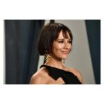 Rashida Jones Instagram - One of my favorite looks...in @roland_mouret at the @vanityfair Oscars party! #vfoscars